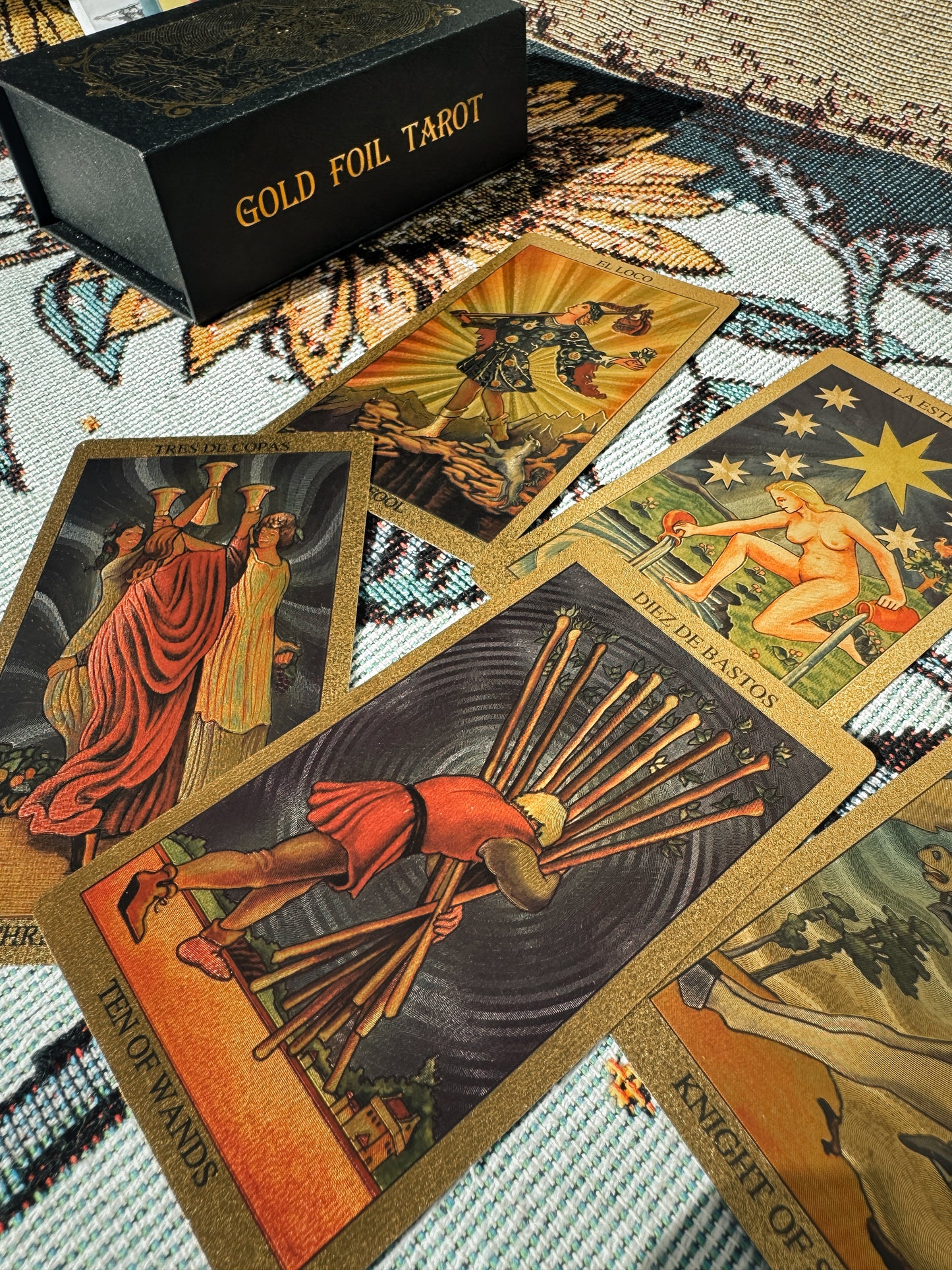 ESPAÑOL & ENGLISH - Gold Foil Tarot